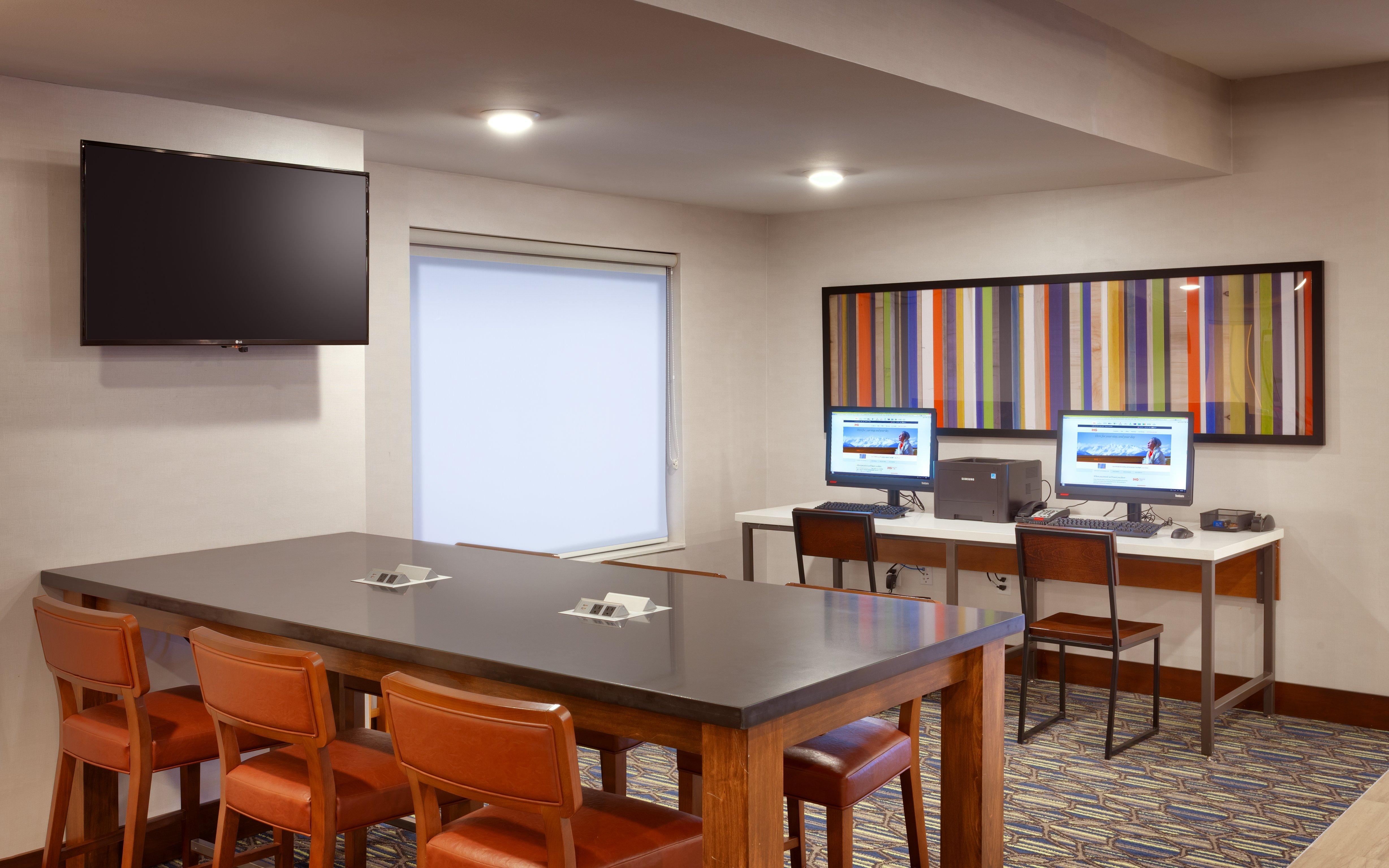 Express I-10 East By Ihg Hotel