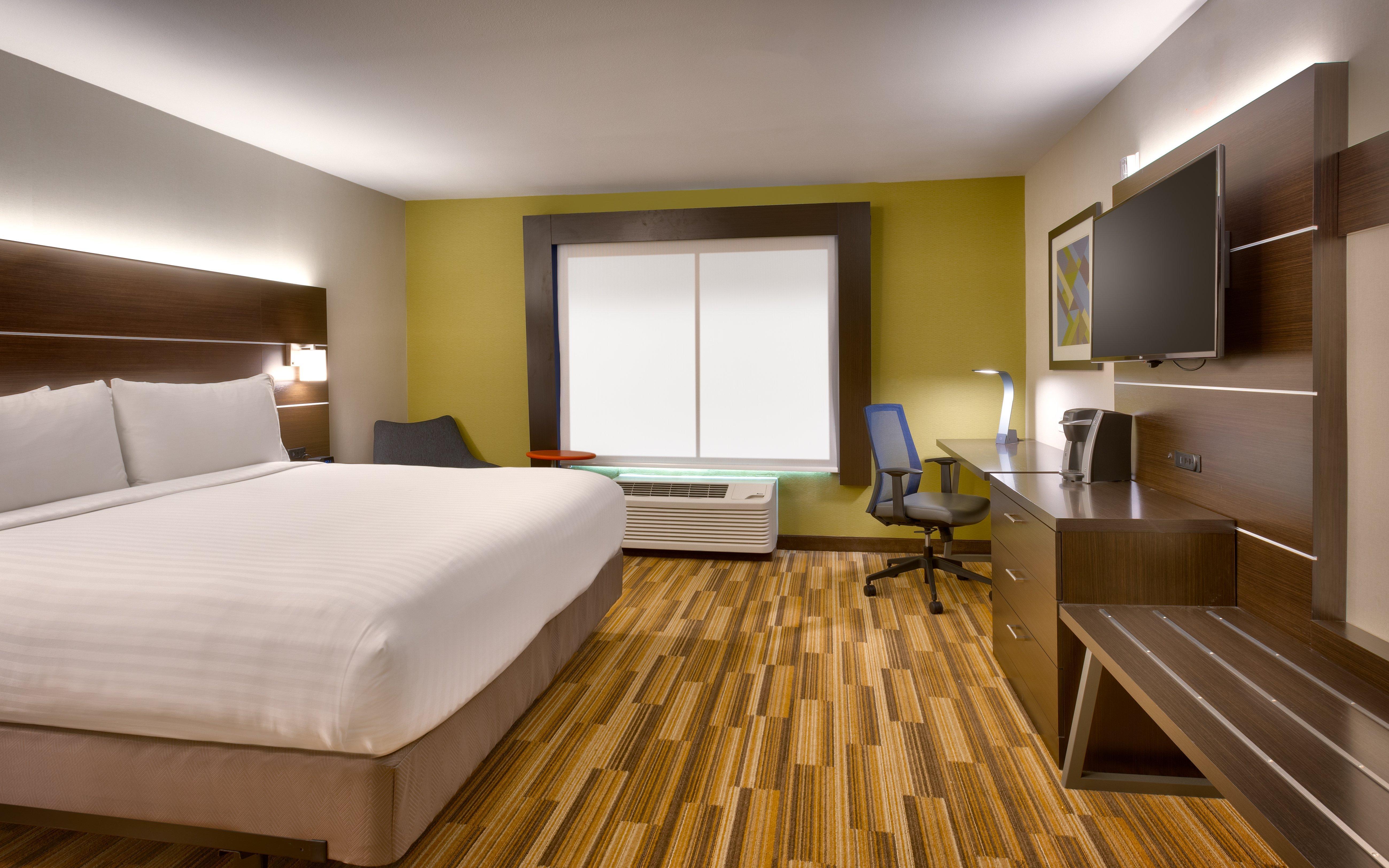 Express I-10 East By Ihg 2*