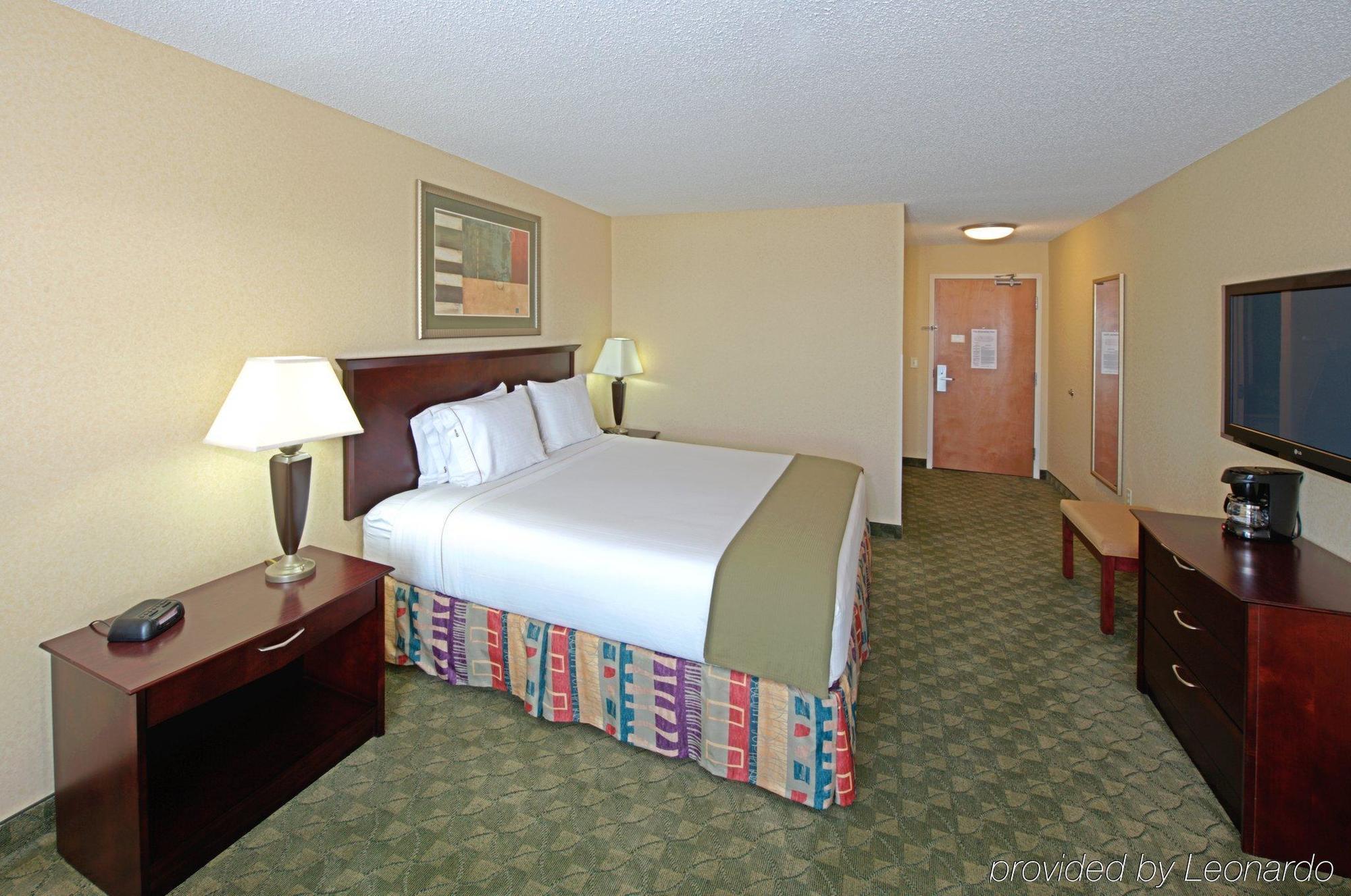 Hotel Express I-10 East By Ihg 2*